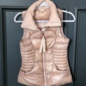 Lululemon down puffer vest with rose gold detail